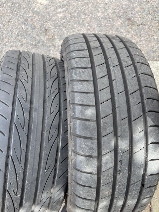 Fiat Abarth 500 wheels and tyres — photo 2 of 3