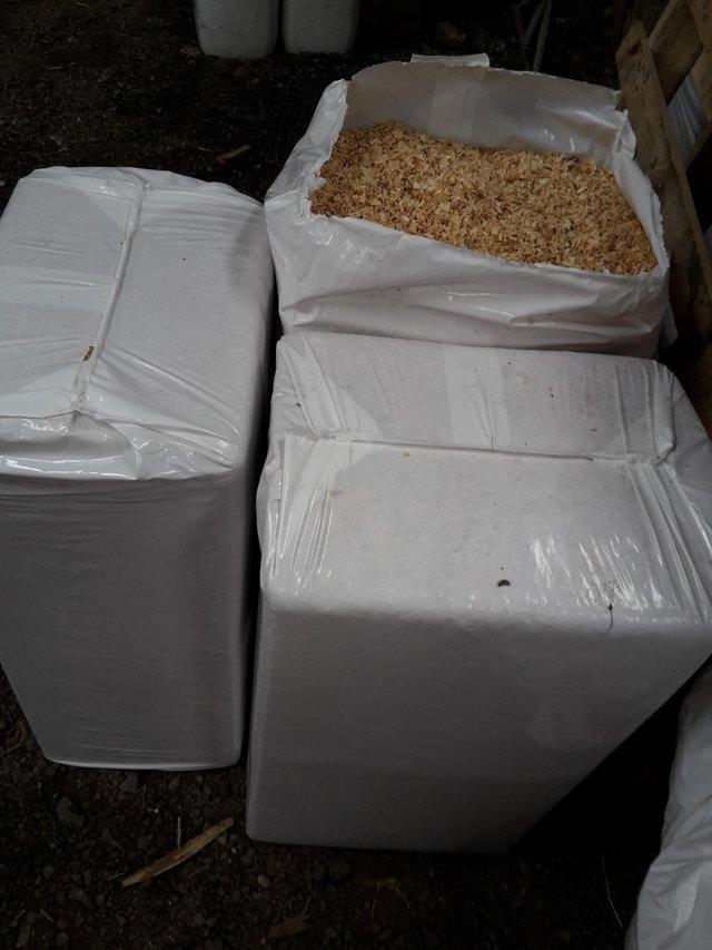Preview of the first image of Fine, dust extracted woodshavings, approx 25kg bags.