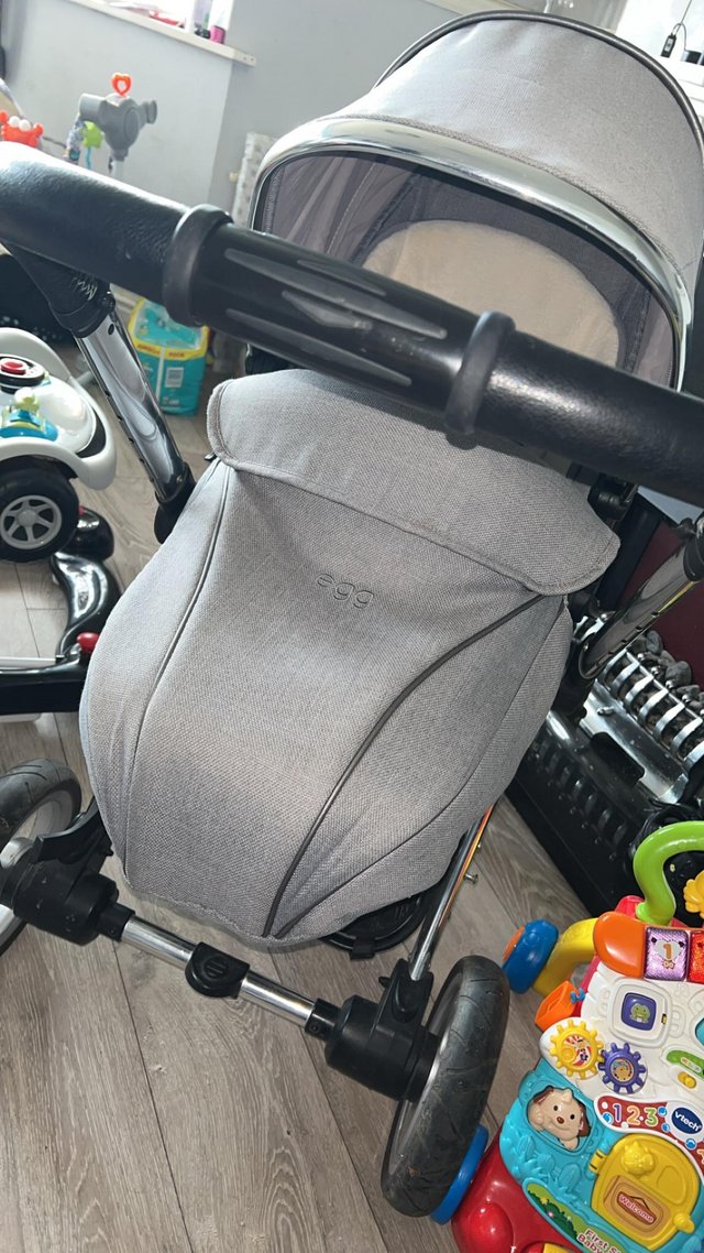 Preview of the first image of Egg Pram Good Condition.