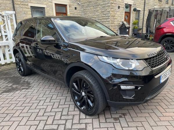 Image 3 of Land Rover Discovery Sport 2.0 TD4 SE Tech SUV 5dr Diesel Ma