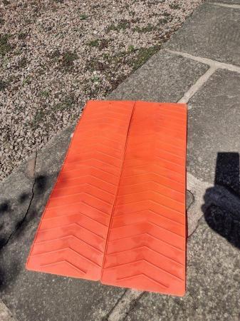 Image 3 of Vehicle snowmats bright orange essential equipment