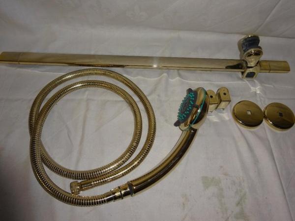 Image 9 of Beautiful Gold Bathroom equipment In lovely condition