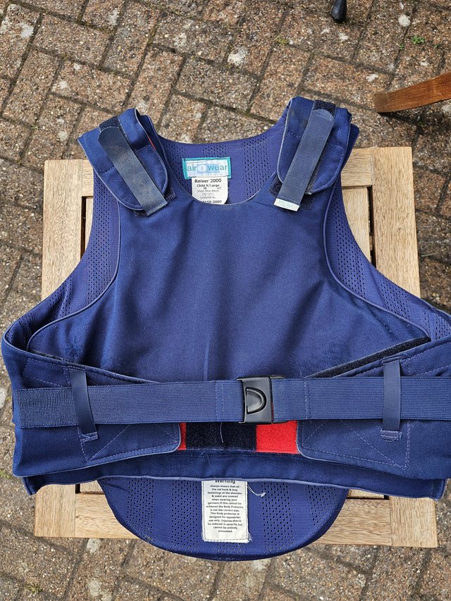 Preview of the first image of Horse riding back Protector childXL adjustable straps.