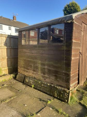 Image 1 of Free wooden shed ……………..