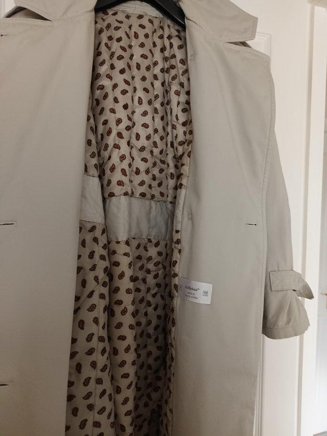 Preview of the first image of Trench Coat, Marks & Spencer size 12.