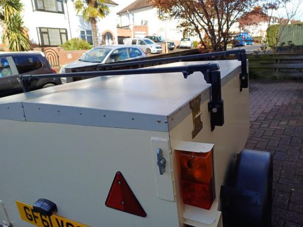 Image 1 of 750kg Plated Camoing Trailer