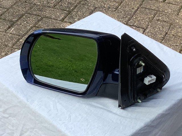 Preview of the first image of Mirror for Hyundai Santa Fe Premium.