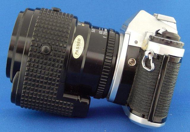 Image 3 of VINTAGE PENTAX MEF AUTO FOCUS 35mm CAMERA AND ZOOM LENS.