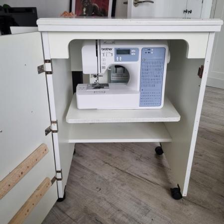 Image 3 of Sewing machine cabinet (2)