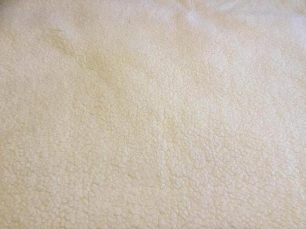 Image 2 of Pure Wool Mattress Warm Blanket