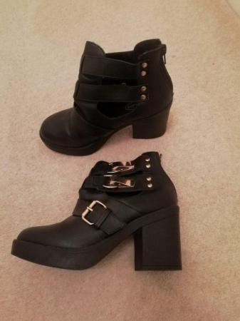 Image 3 of No Doubt heeled boots size 5 womens