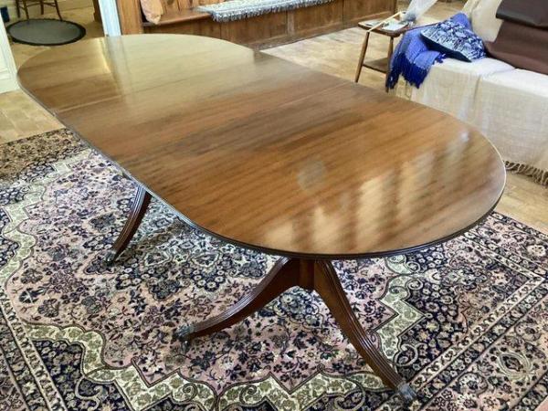 Image 11 of Edwardian Georgian style oval extending dining table