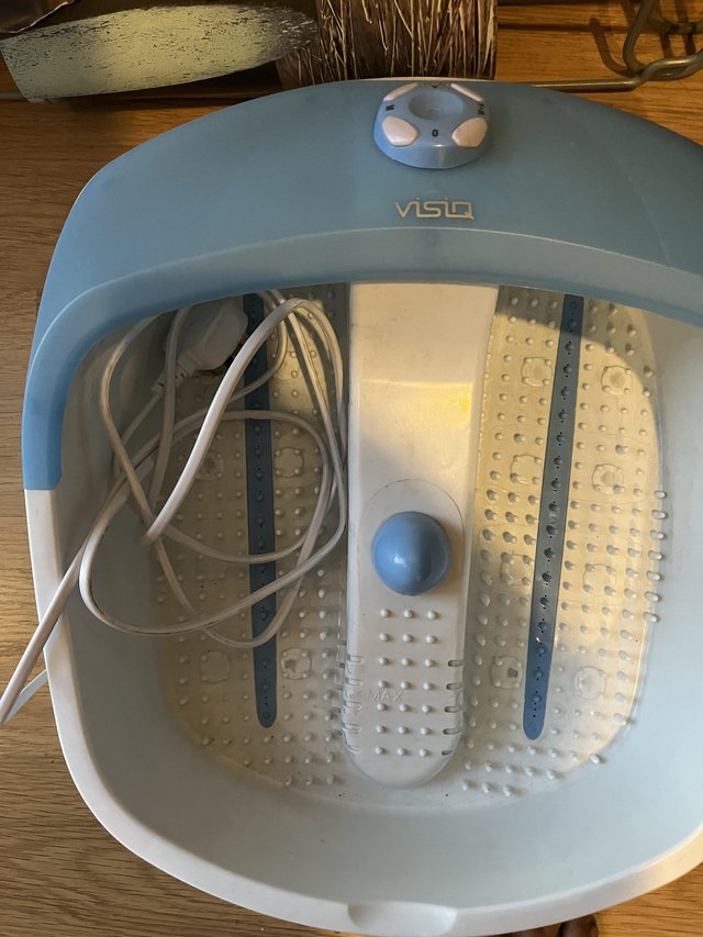 Preview of the first image of Visiq Bubble Footspa Therapy.