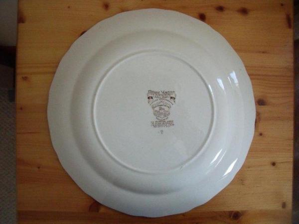 Image 3 of 12½” Johnson Bros Windsor Wear Mount Vernon plate.