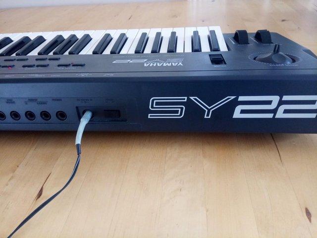 Preview of the first image of Yamaha SY22 synthesizer keyboard Rare 80s Vintagemidi.