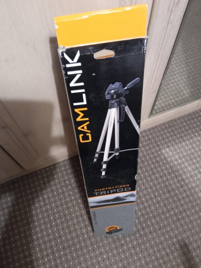 Preview of the first image of Camlink CL-TP2800 Camera/Video Tripod Pan & Tilt.