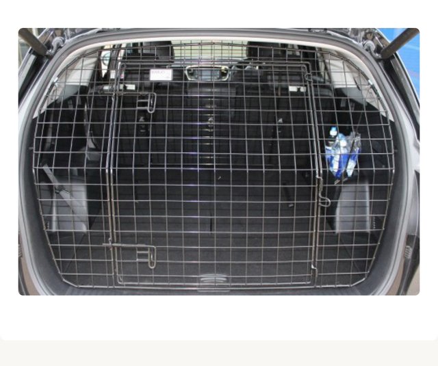 Preview of the first image of Barjo Tailgate Guard for Kia Sorento.