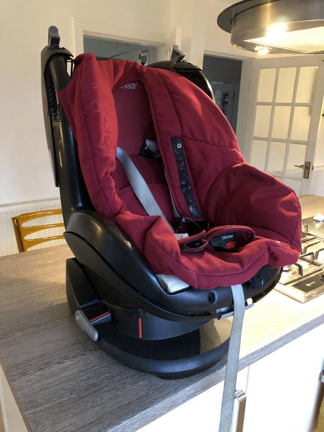 Preview of the first image of Maxi cosi. Car seat good condition.