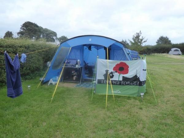 Image 2 of large tent + camping equipment