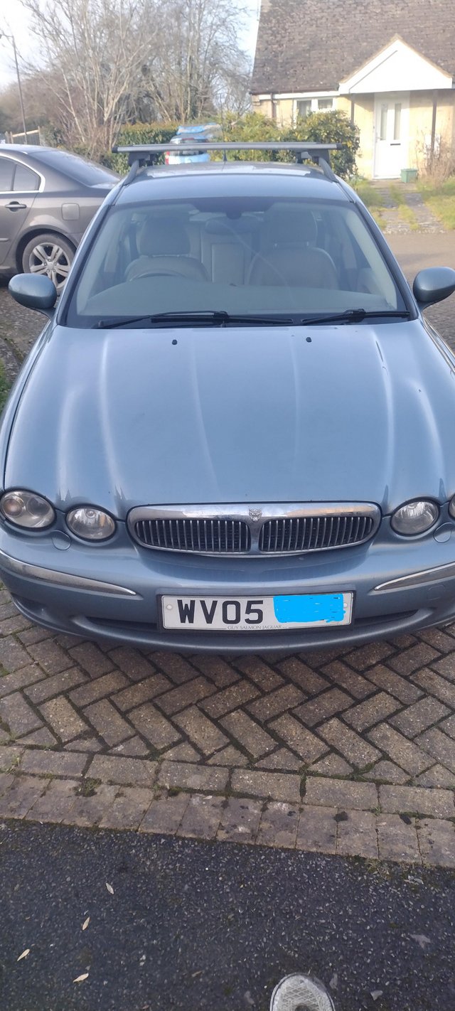 Preview of the first image of JAGUAR X TYPE ESTATE 2005.