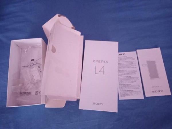 Image 1 of Box & Instructions of Xperia L4