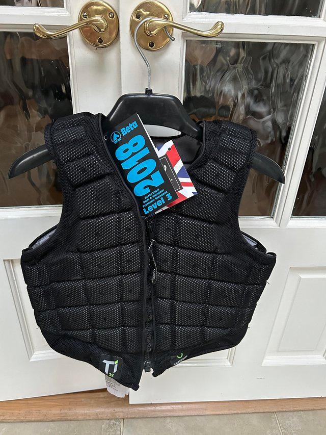 Preview of the first image of Body protector (children) very good condition..