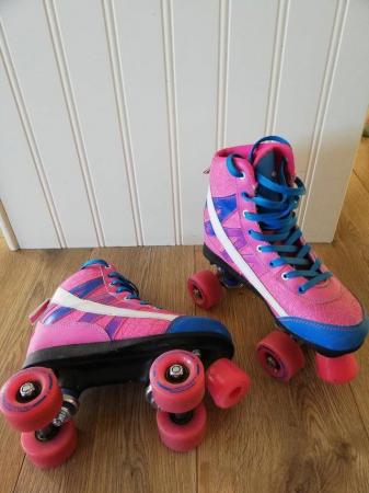 Image 2 of Roller skates, adult size 4, chevron pink design