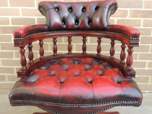 Image 11 of Chesterfield Traditional Ox Blood Chair (UK Delivery)