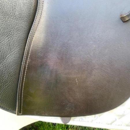 Image 5 of Kent & Masters 17.5 inch Cob saddle