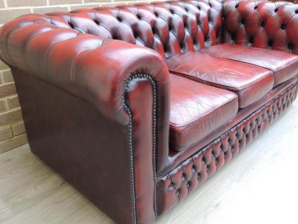 Image 15 of Luxury Chesterfield Vintage Sofa (UK Delivery)