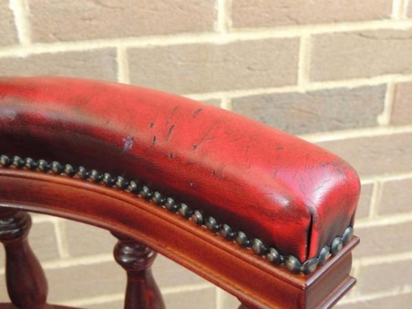 Image 14 of Chesterfield Traditional Ox Blood Chair (UK Delivery)