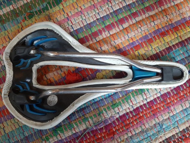 Preview of the first image of Selle Italia SLR Max Gel Flow- Very Good Condition.
