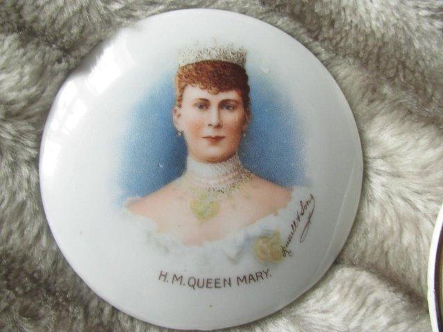 Preview of the first image of Queen Mary Pot Lid  vintage item.