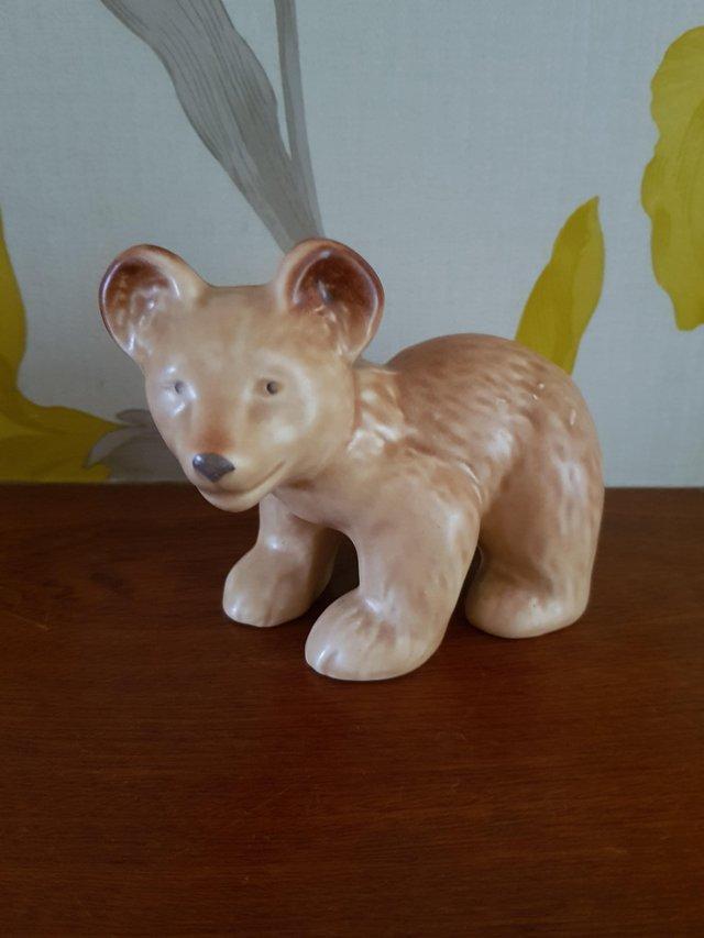 Preview of the first image of vintage 1950's sylvac standing bear ref 1426.