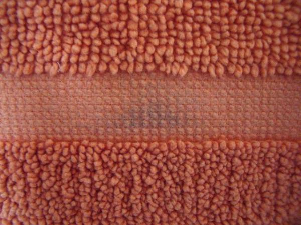 Image 3 of Vintage 1970s? Dundee USA rust, terracotta bath, shower mat.