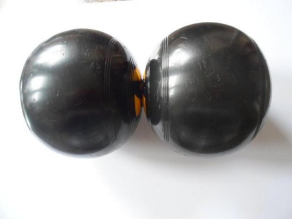 Image 2 of Crown Green Bowls (Black and Round)