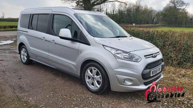 Image 2 of 2018 Ford Grand Tourneo Connect Automatic Wheelchair Access