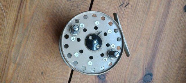 Preview of the first image of Avon Royal Eagle Centre pin fishing reel.