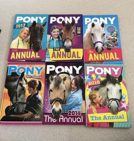 Image 1 of 6x pony magazine the annuals in excellent condition