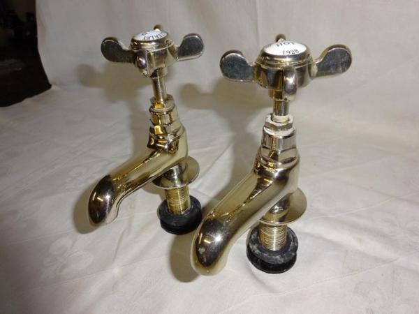 Image 5 of Beautiful Gold Bathroom equipment In lovely condition