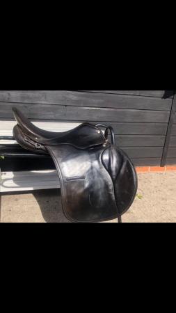 Image 2 of Globe black leather saddle 17”