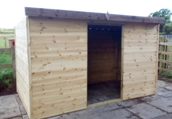 Preview of the first image of Open Field shelter, ideal for sheep, goats or ponies.