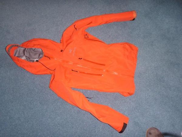 Image 2 of Waterproof jacket NEW Arc’teryx