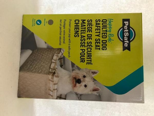 Image 4 of BNIB PetSafe Happy Ride Quilted Dog Safety Car Seat crate