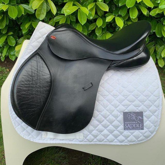 Preview of the first image of kent And Masters 17 inch Gp  saddle (S3183).