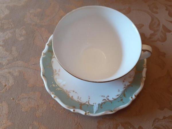 Image 2 of Royal Doulton Fontainebleau dinner service