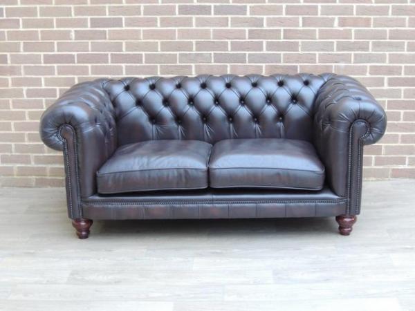 Image 3 of Distinctive Chesterfields Hampton Sofa (UK Delivery)
