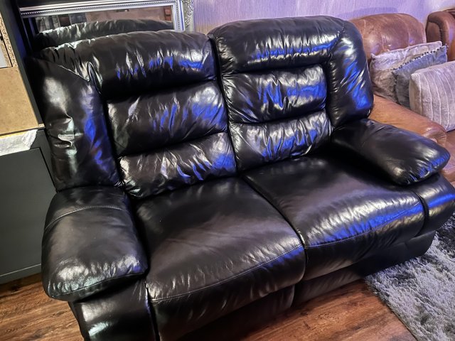 Preview of the first image of 2 seater leather recliner.