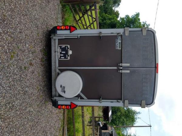 Image 2 of Ifor Williams HB506 Double Horse Trailer