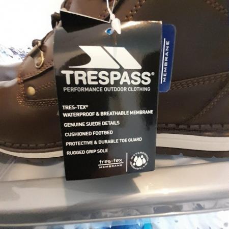 Image 2 of Men's Trespass hiking boots, size 11